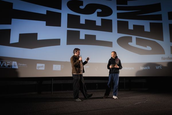 Rode loper & Q&A: Everybody to Kenmure Street