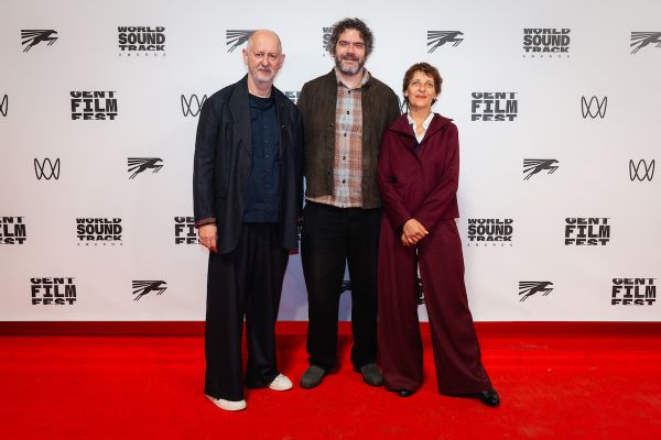 Rode loper & Q&A: Everybody to Kenmure Street