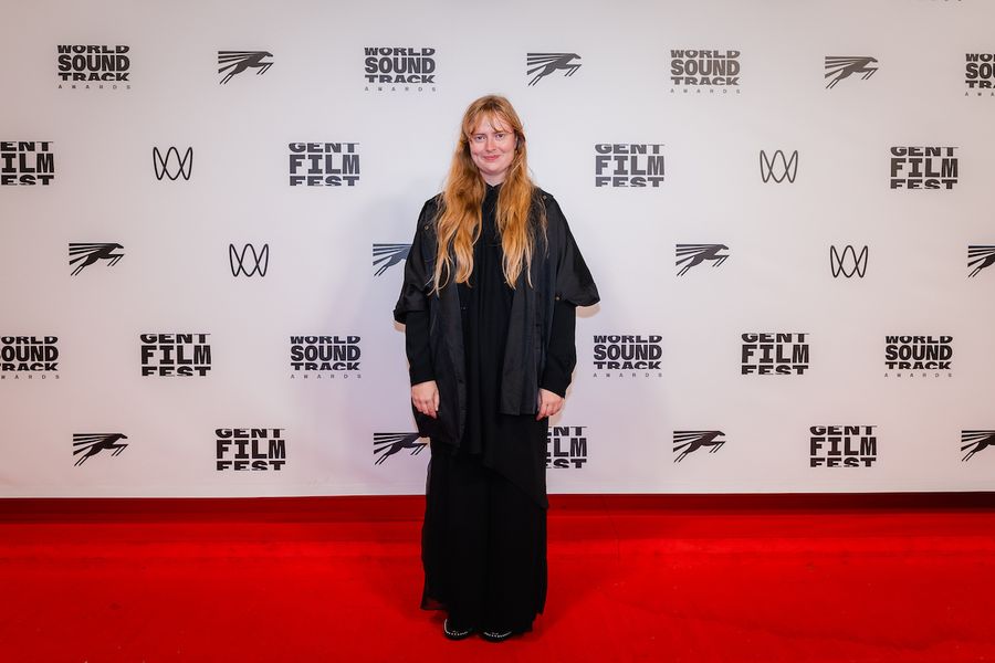 Red carpet: Jean
