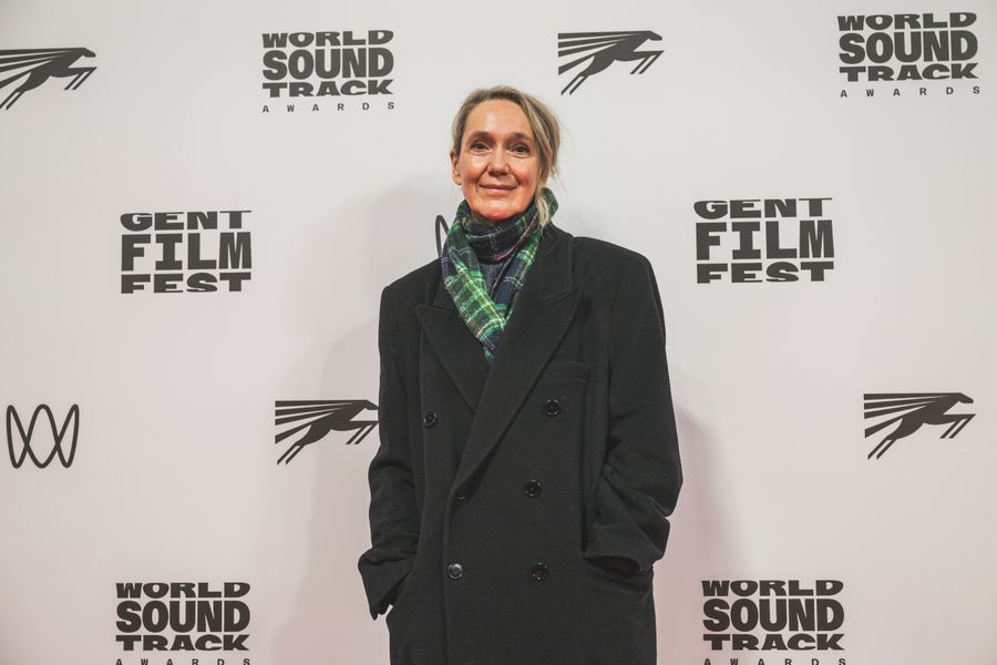 Red carpet: I Rarely Wake Up Dreaming