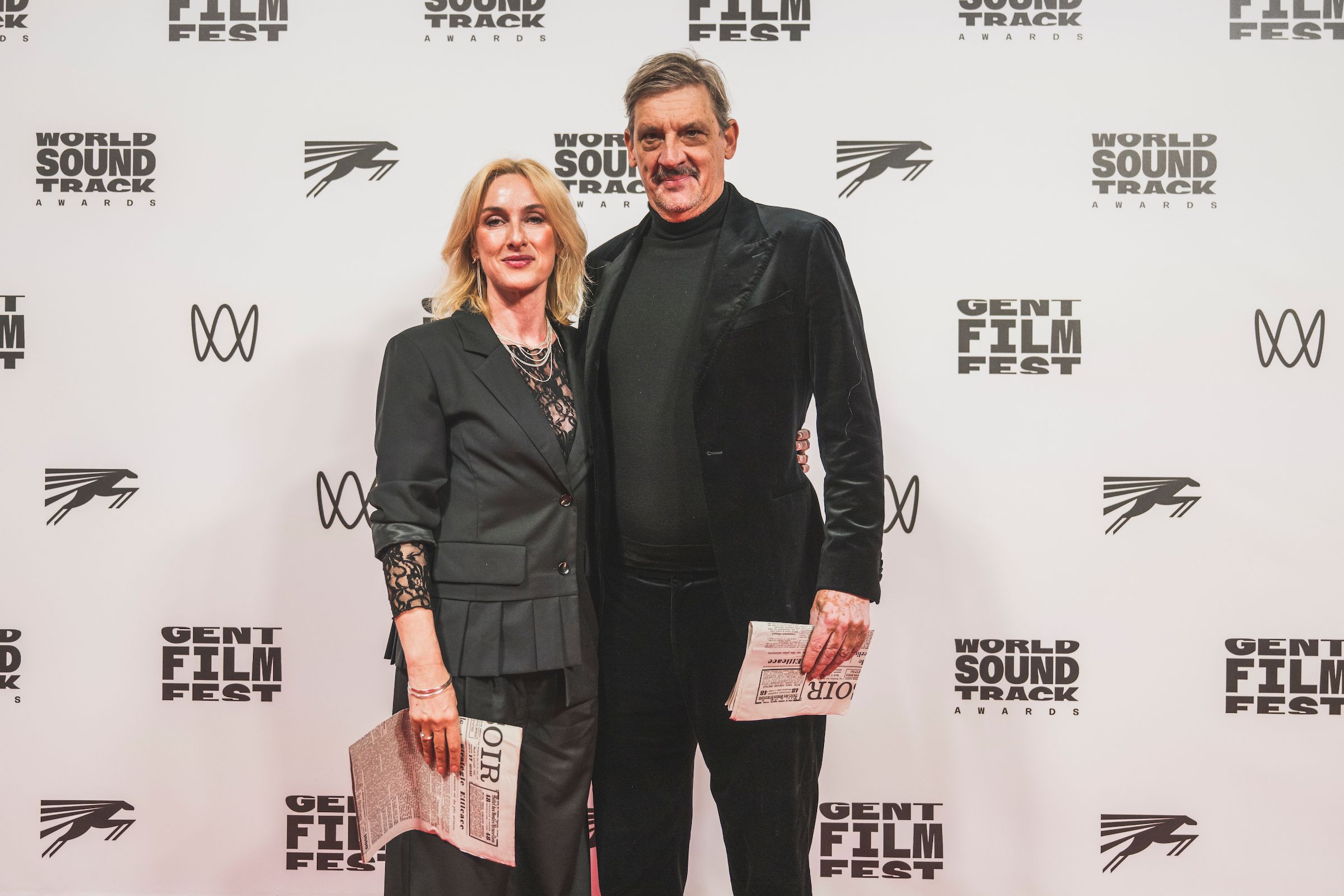 Red carpet: Le Faux Soir